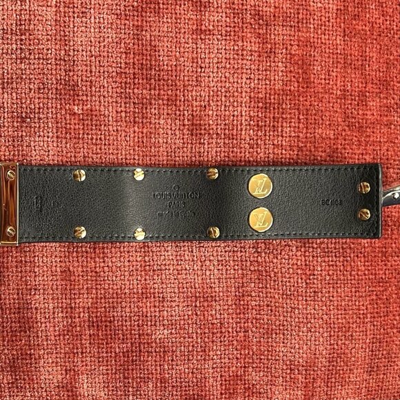 LOUIS VUITTON So LV Cuff Bracelet Black and Gold RARE 📿 - Picture 6 of 11